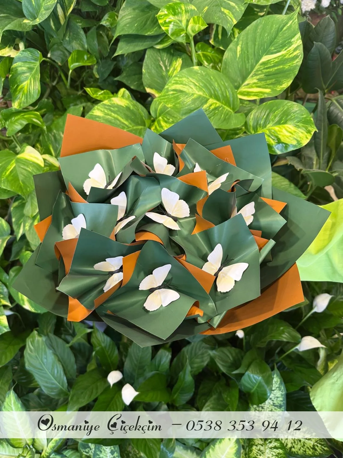 Işıklı Kelebek Buketi