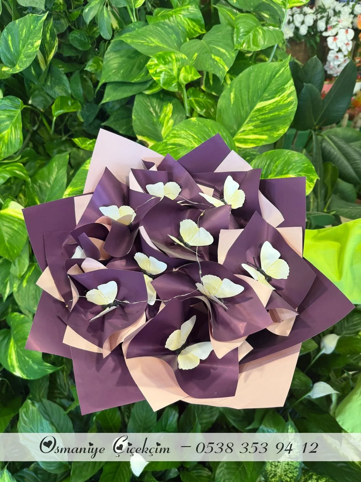 Işıklı Kelebek Buketi