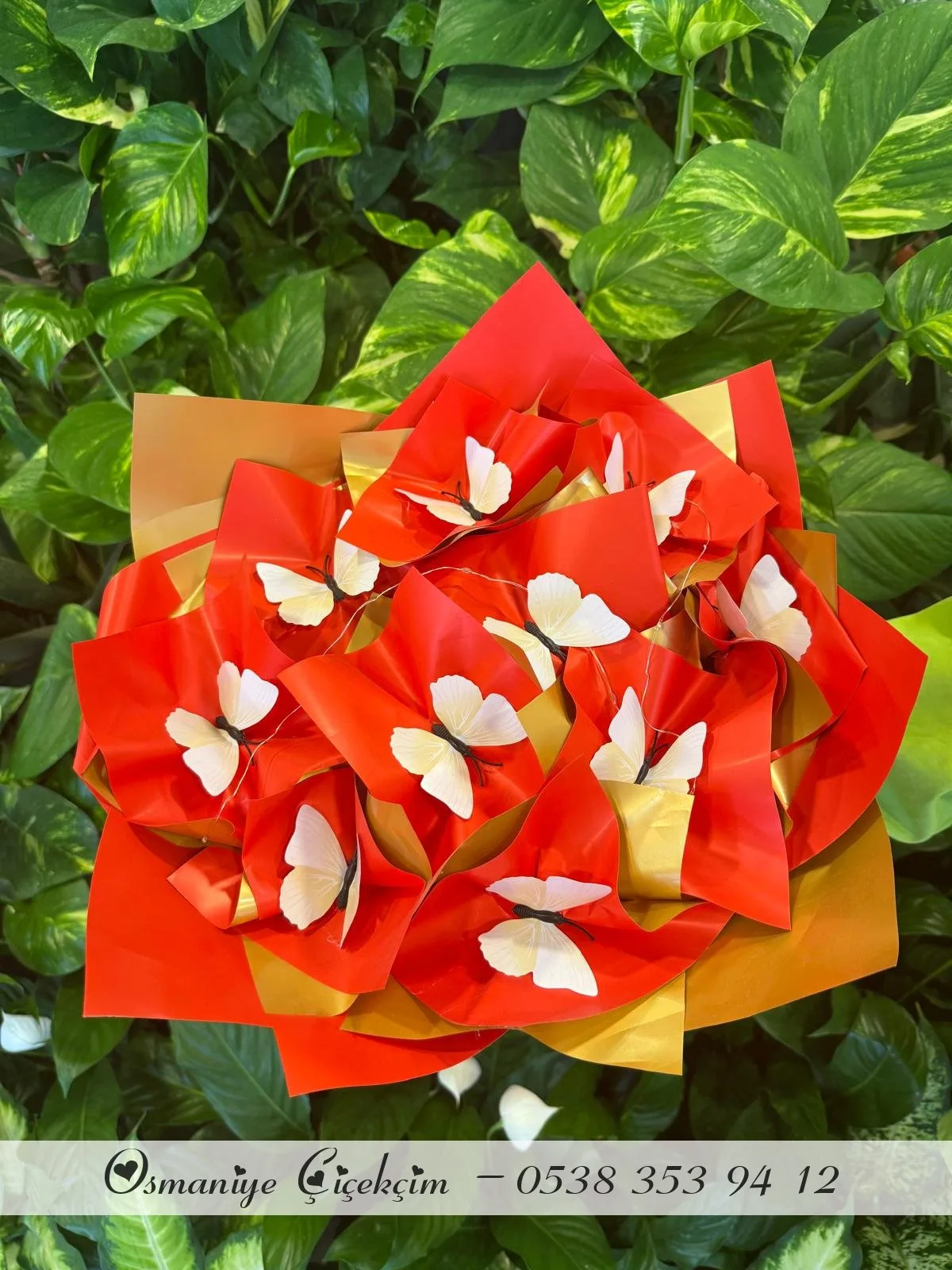 Işıklı Kelebek Buketi