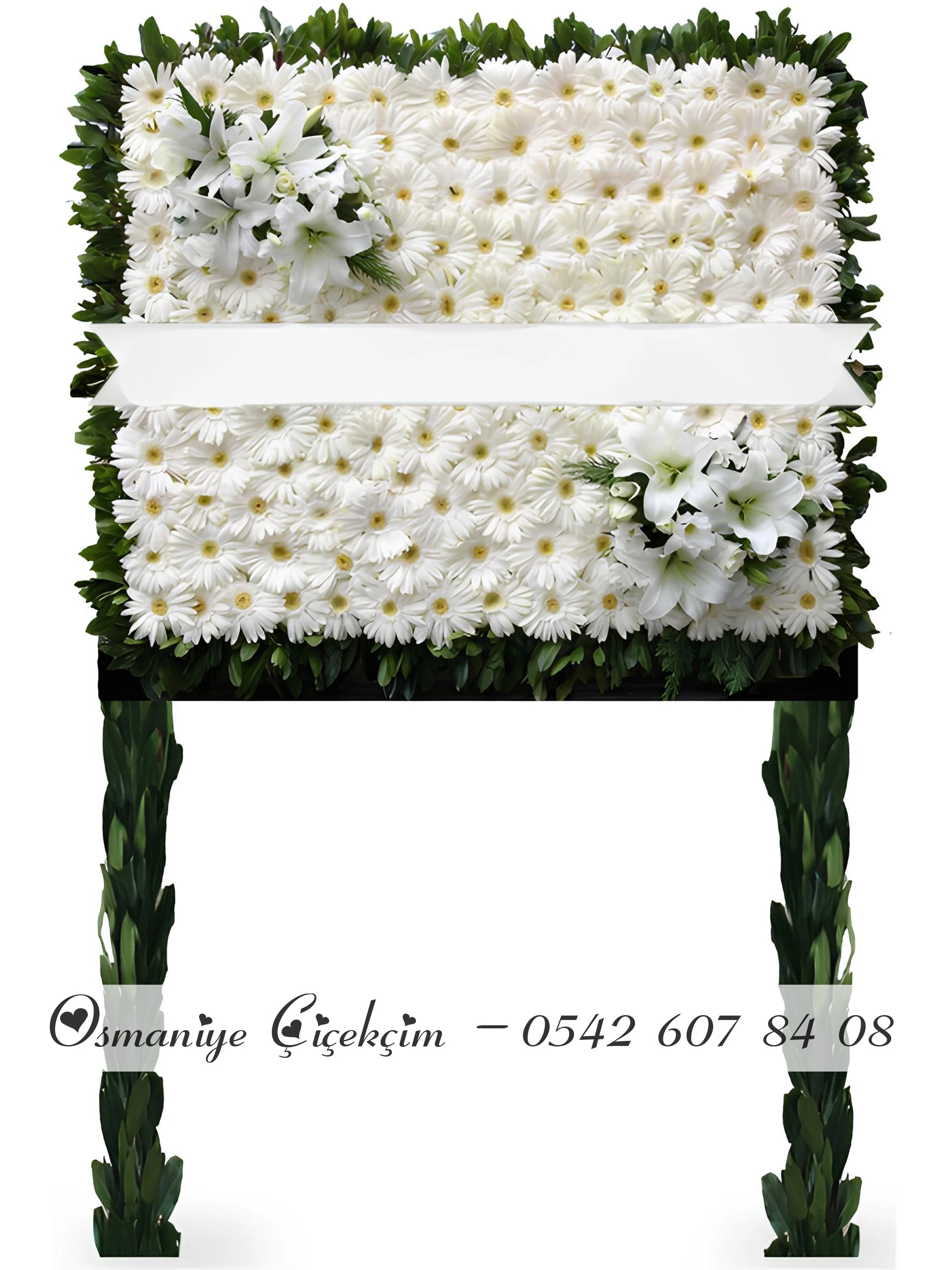 Panolu Gösterişli Çelenk