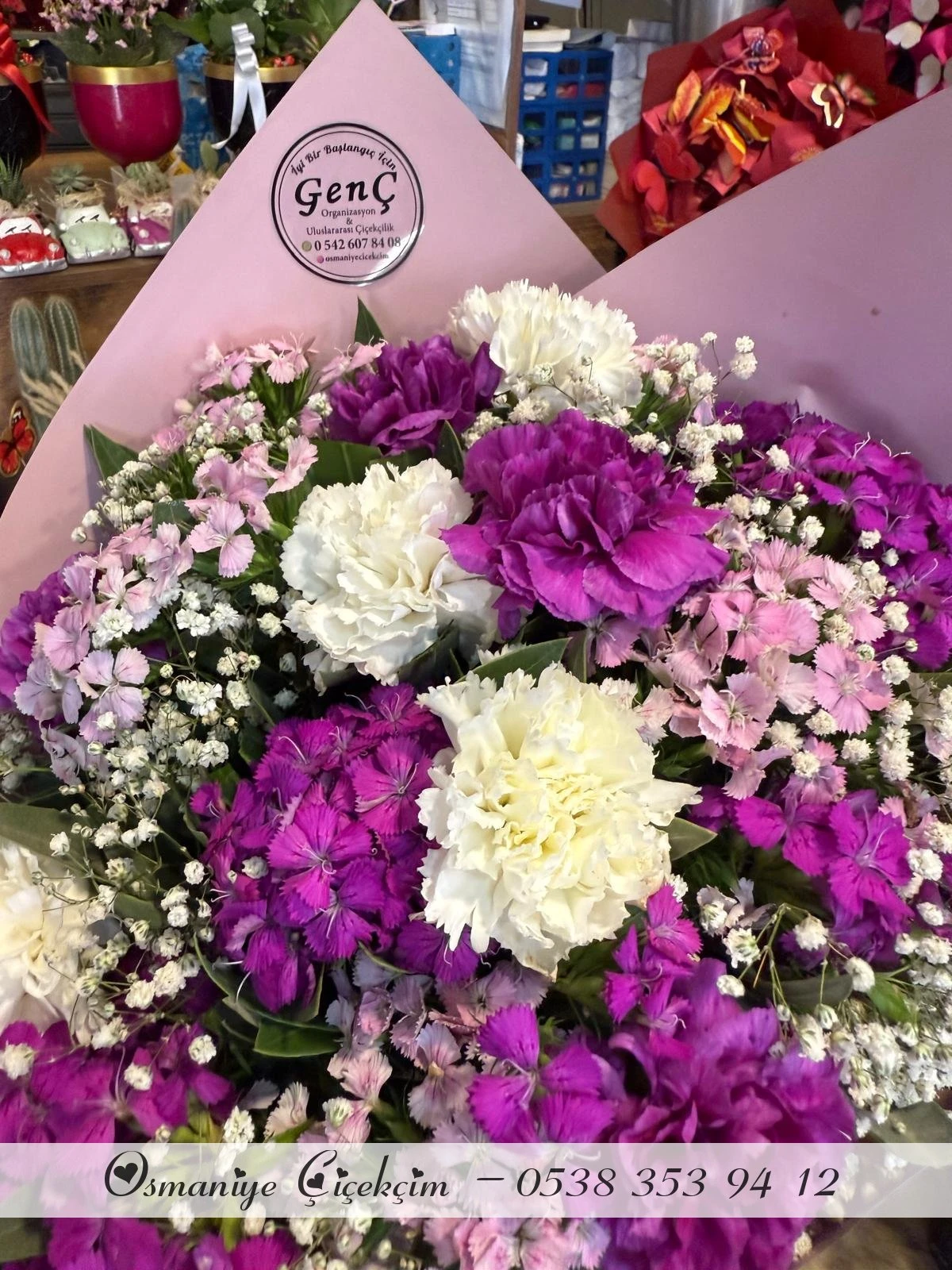 5 Karanfil Hüsnü Yusuflu Buket