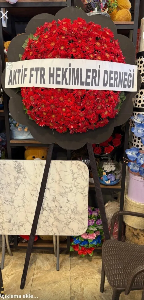 Cenaze Çelenk