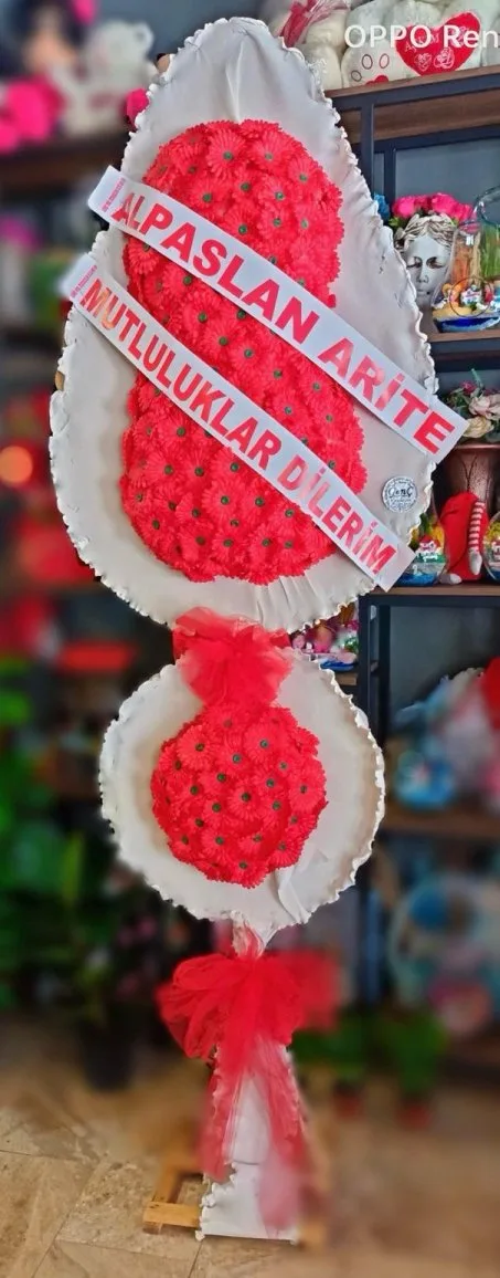 İkili Kırmızı Yapay Çelenk