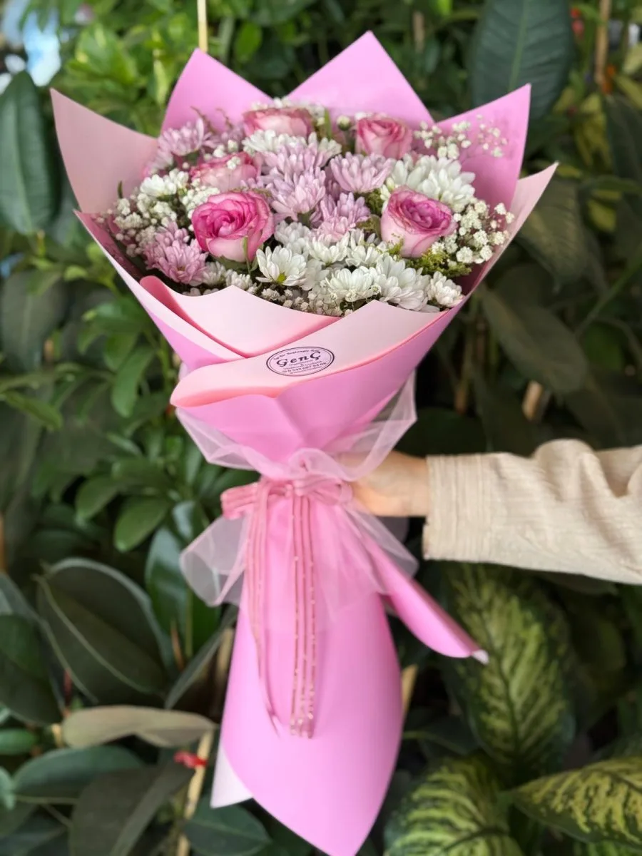 Pembe Gül Beyaz Papatyalar Buketi
